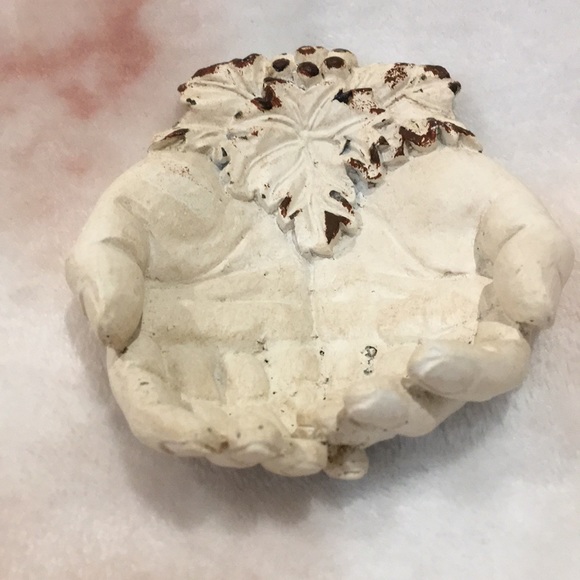 Open Hands Antiqued Ceramic  Trinket Holder, unique table accent NWOT 5” X 4” - Picture 3 of 11